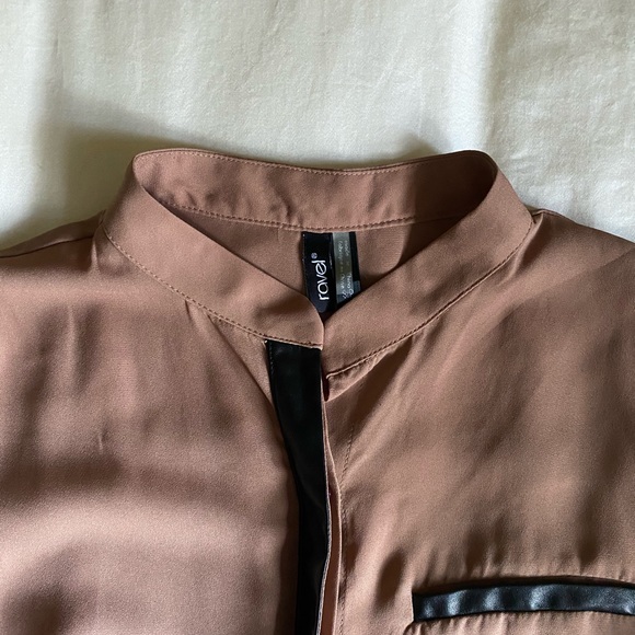 Ravel Button Up Tunic - Semi Shear - Picture 5 of 6